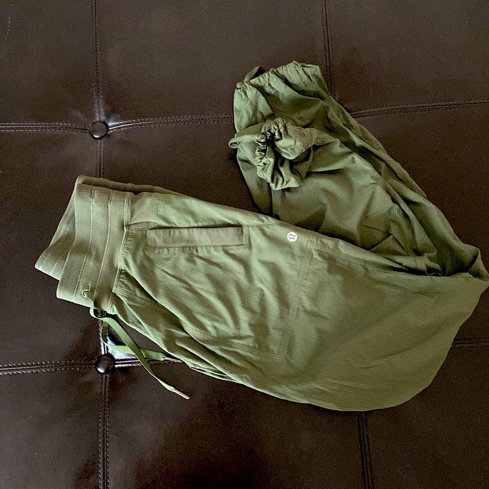 Lululemon Dance joggers
